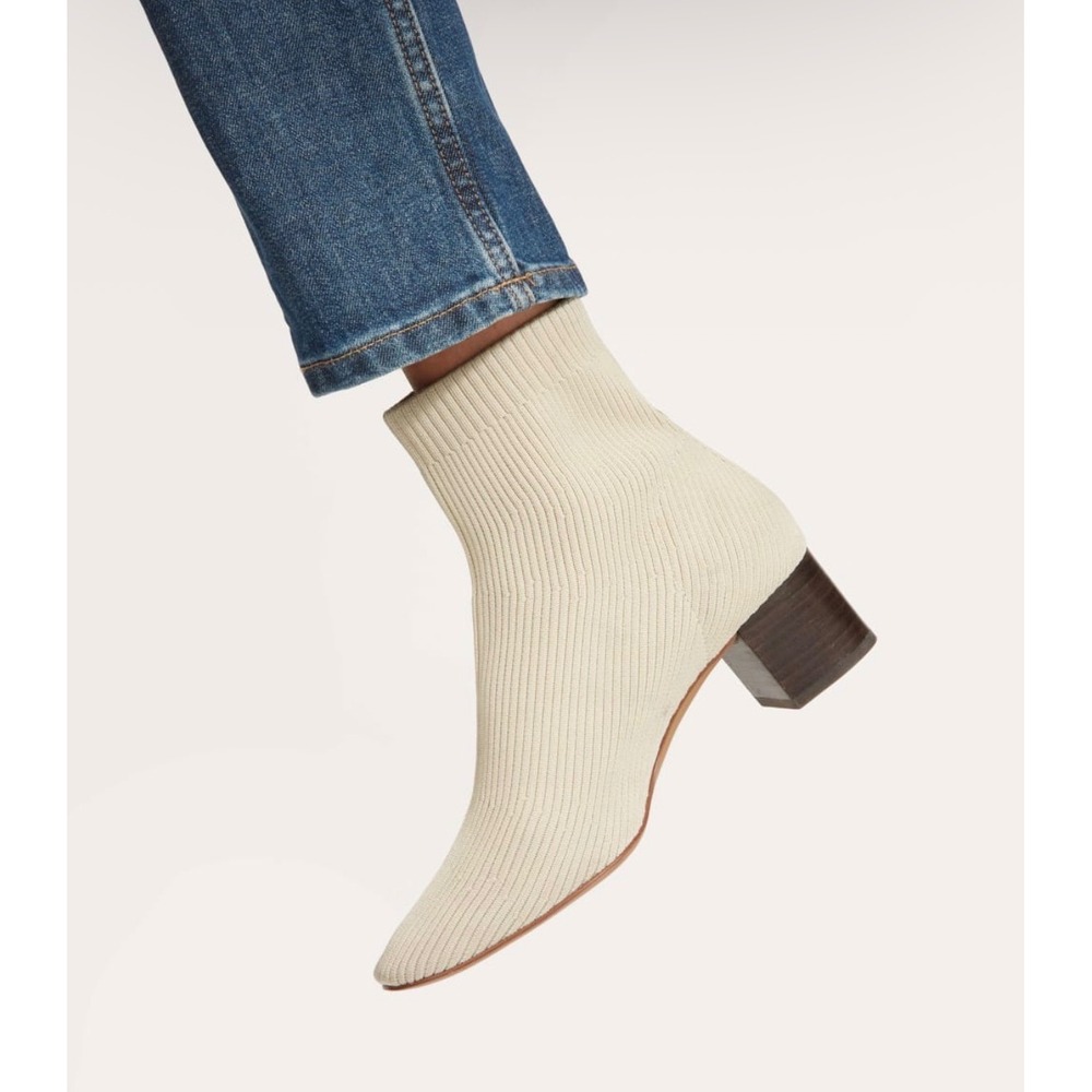 Everlane The Glove Boot Bone ReKnit Ribbed Sock Ankle Bootie Women Size 7 NEW